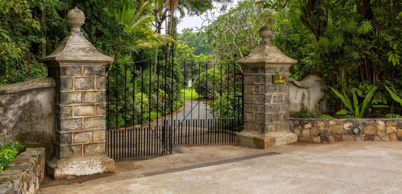 Отель The Kandy House Экстерьер фото